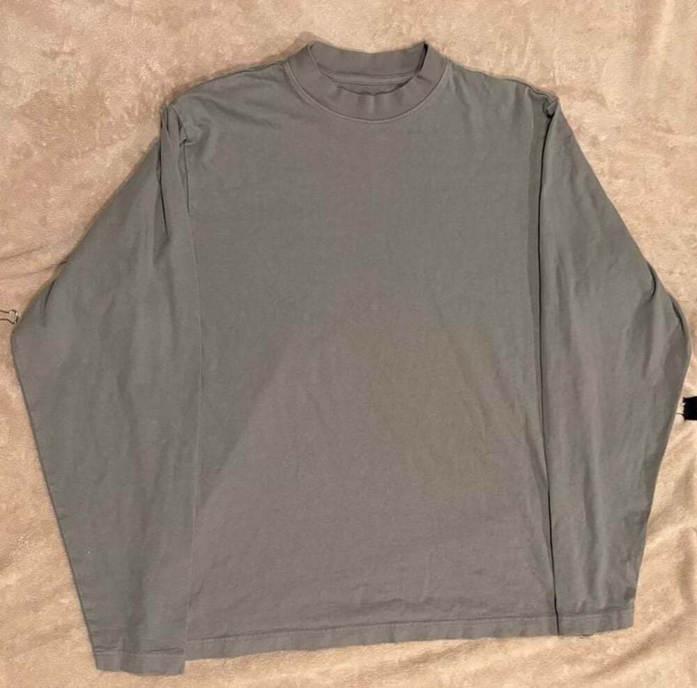 Gap × Yeezy Long Sleeve Mockneck T-Shirt in Light Grey